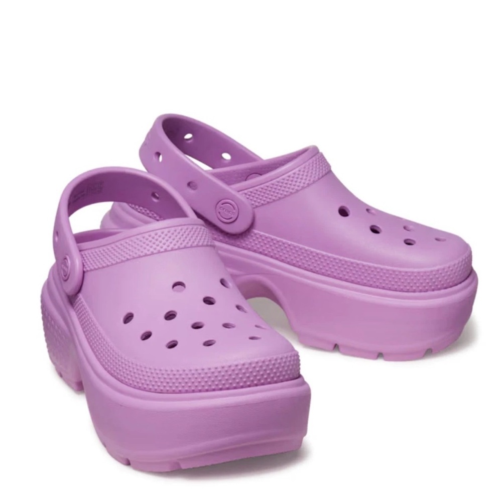 CROCS Platform Clogs in Lilac